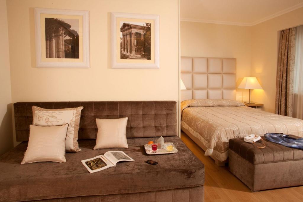 Superior Double Room,51184510:JPEG